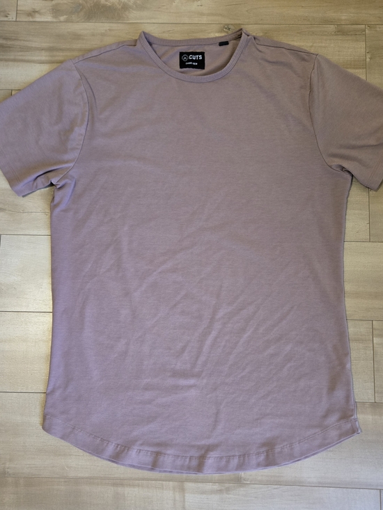 Cuts Clothing Other - Cuts Clothing Men’s Medium AO Curve-Hem Short Sleeve Tee | Rosewood Mauve